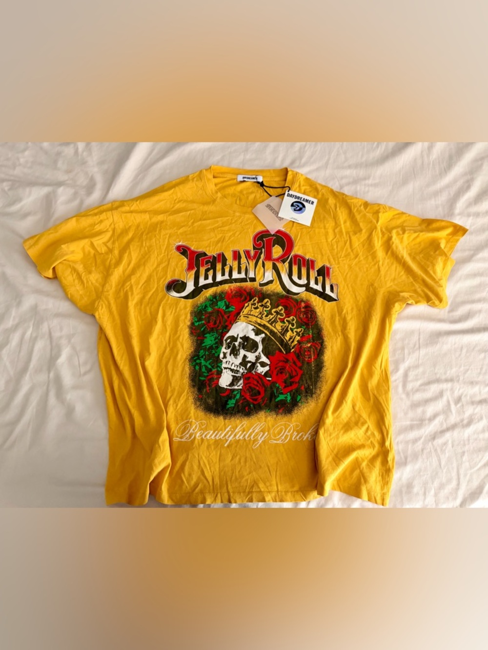 Daydreamer jellyroll yellow tshirt nwt OS